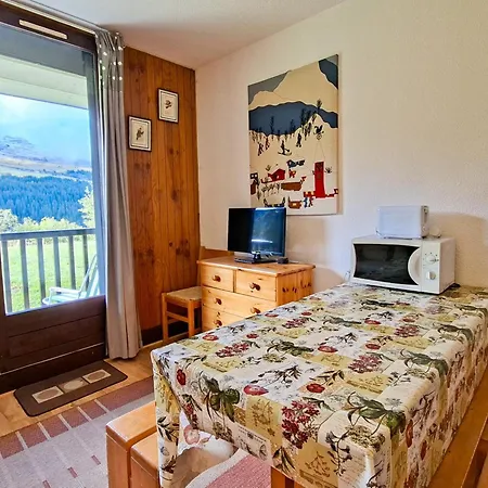 Confortable Avec Balcon Au Centre De - Fr-1-425-174 Daire